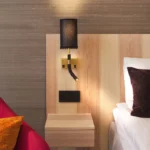 Butler vägglampa