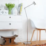 Minipoint golvlampa med ställbar arm