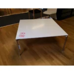 Opus soffbord från Ire fyrkantigt/Reapris 4 900:-