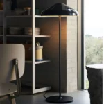 Pao golvlampa stål