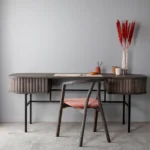 Velvet skrivbord
