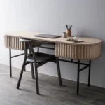 Velvet skrivbord